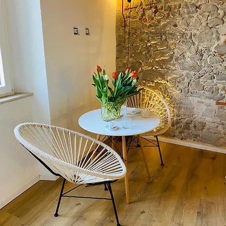 Civiconovantatre - New Bed & Breakfast