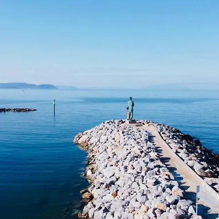 Civiconovantatre - New לינה וארוחת בוקר 3*